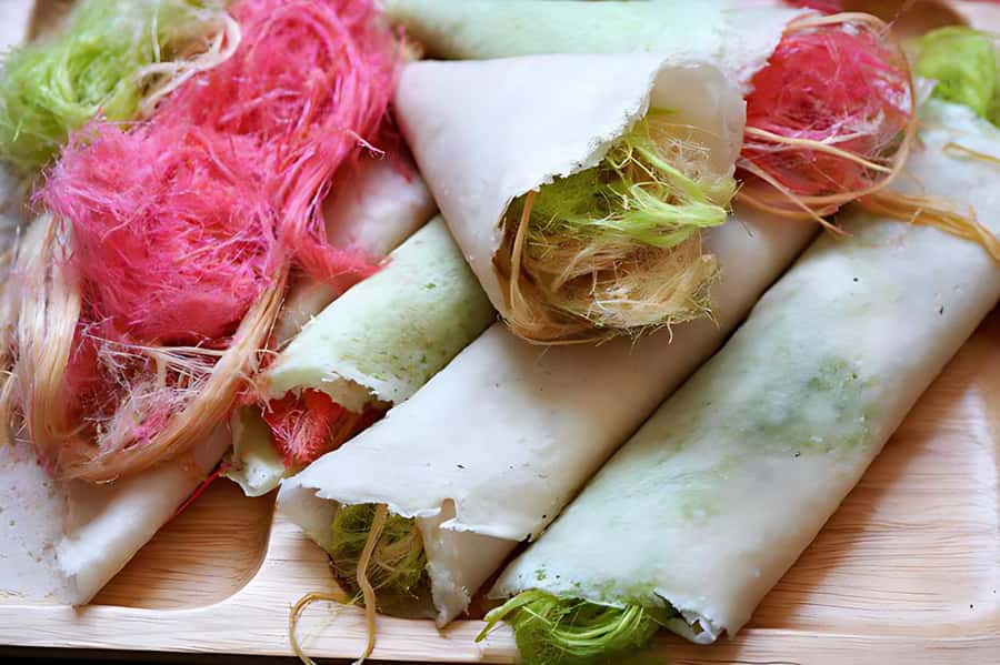 From Bangkok:Ayutthaya Night Temples&Market with local Snack - Roti Sai Mai at a local shop: the snack that deserves its reputation