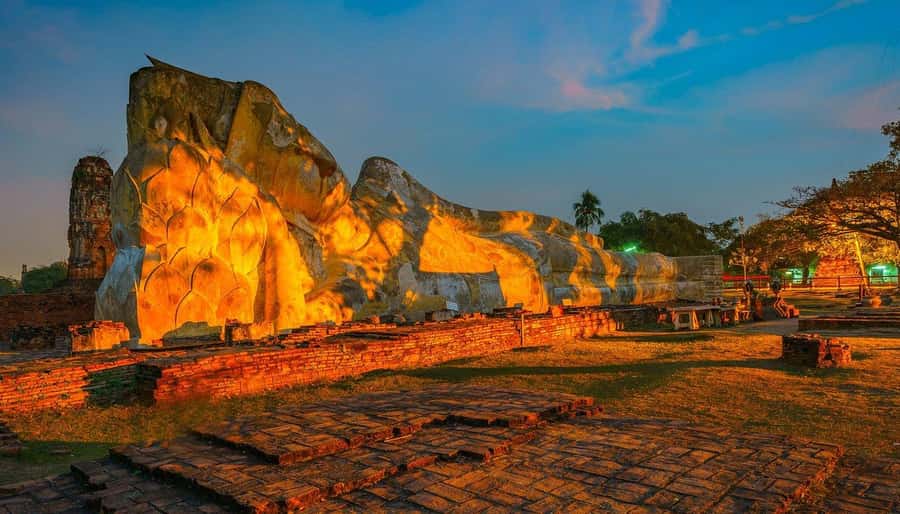 From Bangkok:Ayutthaya Night Temples&Market with local Snack - From Bangkok to Ayutthaya in One Day: timing that actually works