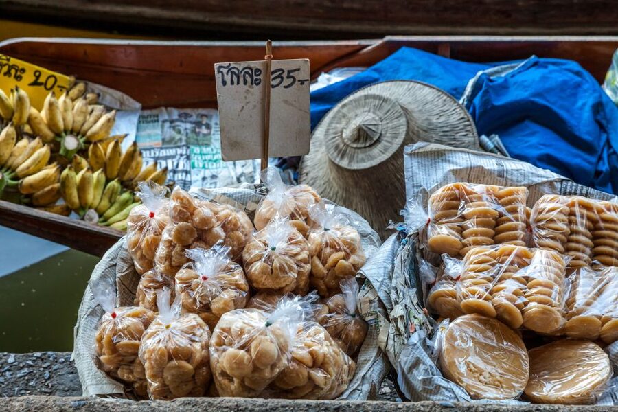 From Bangkok: Damnoen Saduak Floating Market Guided Tour - From Bangkok, the day starts early and moves efficiently
