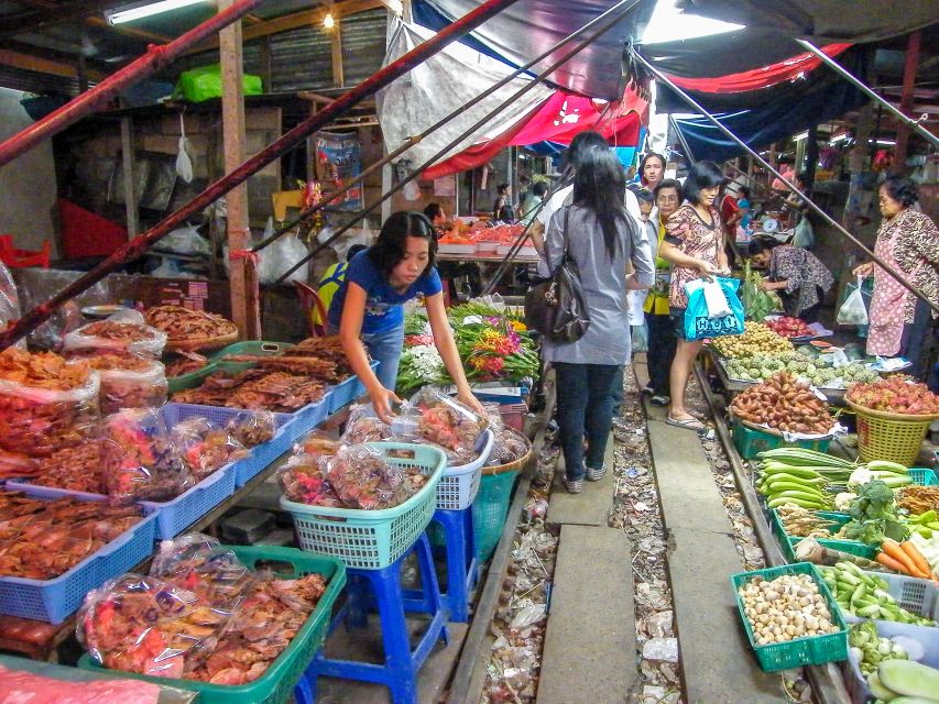 From Bangkok: Damnoen Saduak & Train Market Tour in Spanish - Price and value: is $86 fair for this combo?