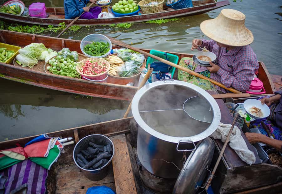 From Bangkok: Maeklong Railway and Floating Market Food Tour - Key highlights I’d plan around