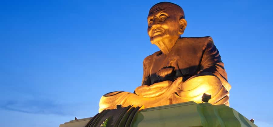 From Bangkok or Hua Hin: Hua Hin Tour with Private Charter - Should You Book This Private Charter?