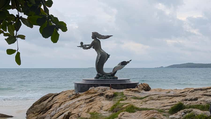 From Bangkok: Self-guided Day Tour to Koh Samet Island - What the Island Feels Like: Beaches, Crowds, and the Reality Check