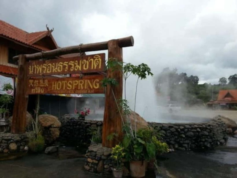 From Chiang Mai : 3 Temples & Golden Triangle with Lunch - Lunch that actually helps on a fast day