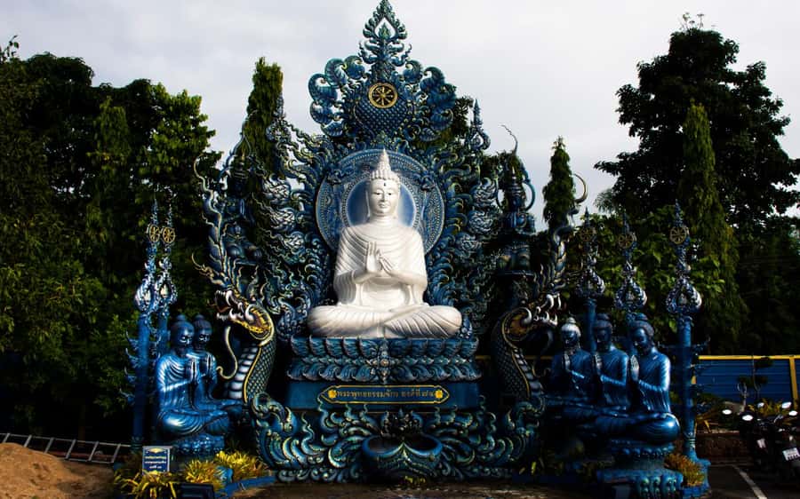 From Chiang Mai: Chiang Rai 2 Temples and Golden Triangle - One Nimman to Chiang Rai: getting on the road without wasting daylight