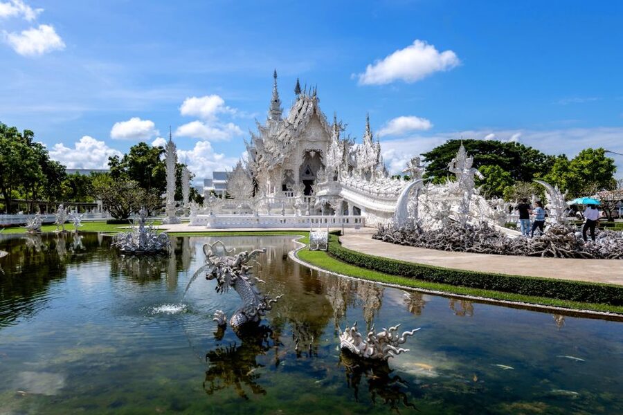 From Chiang Mai: Chiang Rai's Temples Exploration Day Trip - Your English Guide and the Small-Group Difference