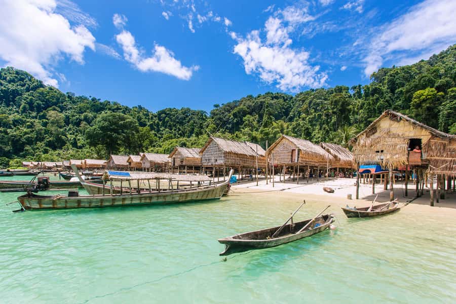 From Khao Lak: Full-Day Snorkeling in the Surin Islands - The return journey: snacks, coffee cake, and the drop-off shuffle