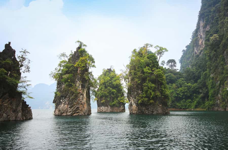 From Khao Lak/Khao Sok: Cheow Lan Lake and Emerald Pool Tour - Quick Hits Before You Go