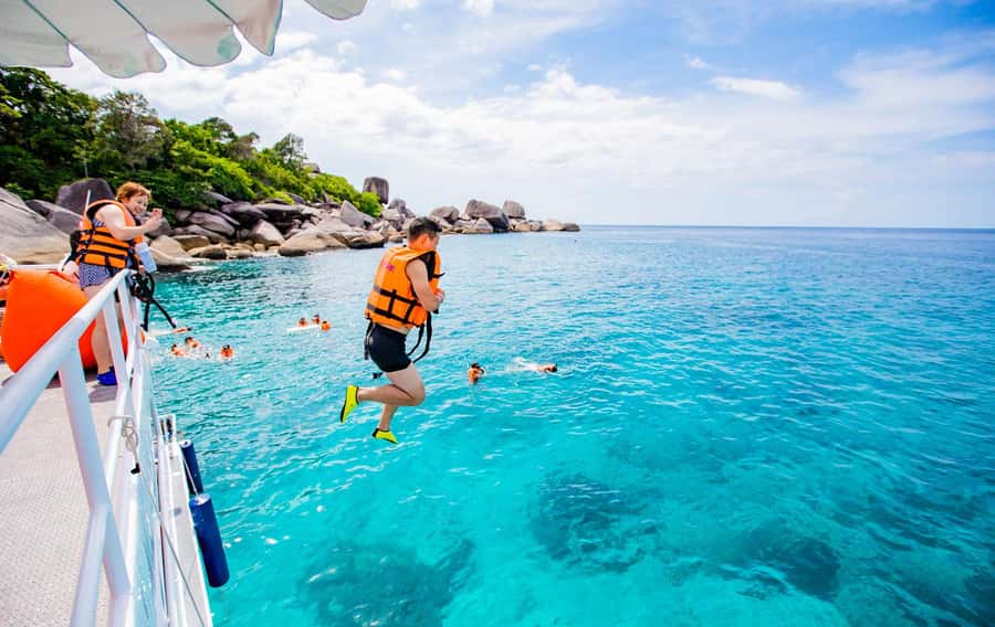 From Khao Lak: Similan Islands Day Trip by Luxury Catamaran - Koh Miang (Island No. 4) and Princess Bay: the break that makes the day work