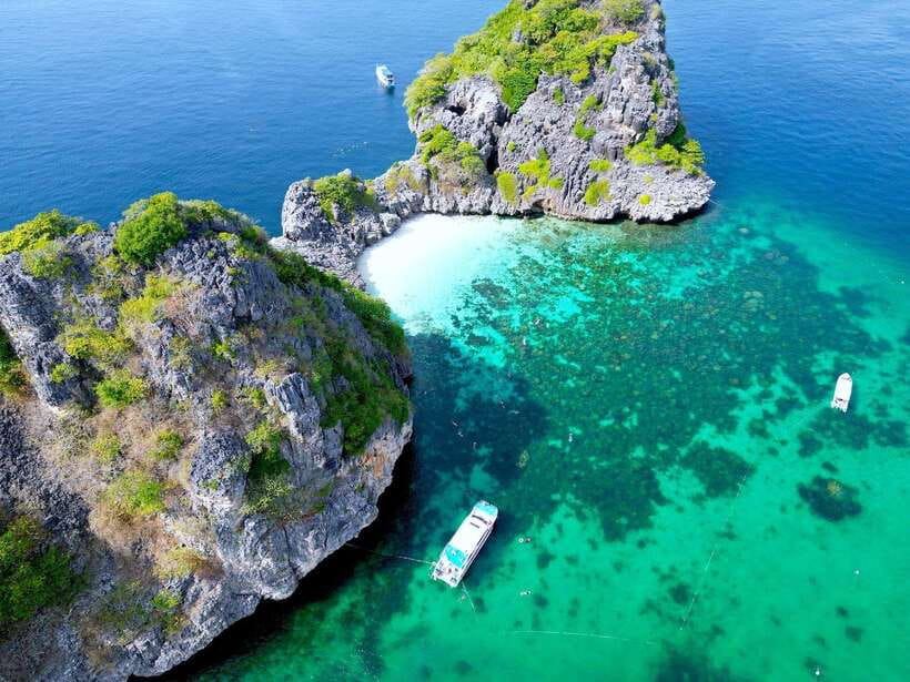 From Koh Lanta: Koh Haa & Koh Rok Snorkel Tour by Speedboat - Why these two islands make the Koh Lanta snorkel day worth it