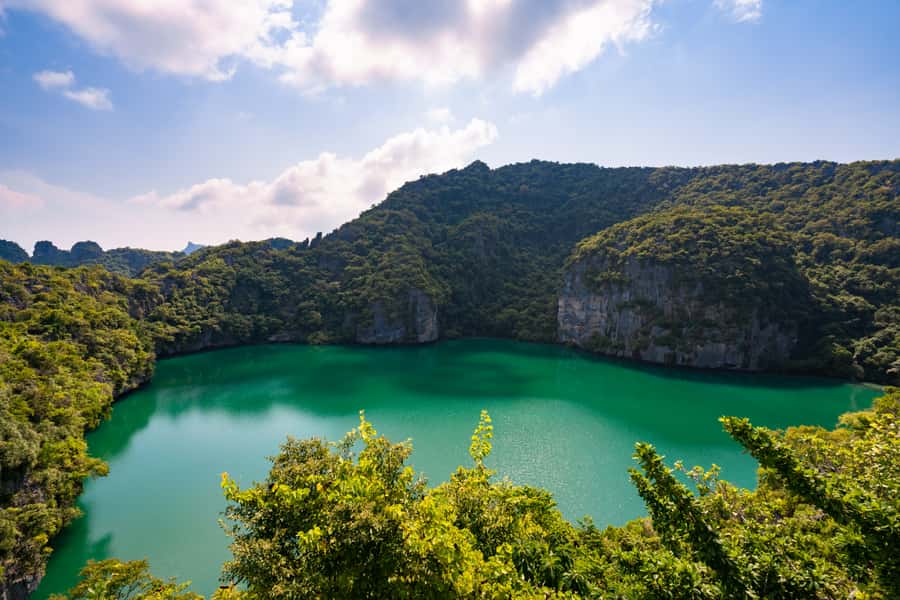 From Koh Samui: Ang Thong Marine Park VIP Small-Group Tour - Photo Stops and Cruising Through Ang Thong: When Timing Feels Like a Secret Advantage