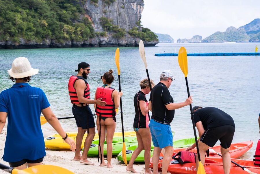From Koh Samui: Ang Thong Marine Park VIP Small-Group Tour - Sea Kayaking at Koh Na Tub Around 12:00: Slow Movement, Big Views