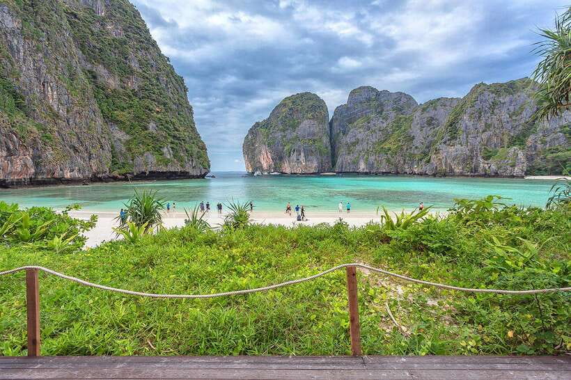 From Krabi: Maya Bay, Bamboo & Phi Phi Islands Day Tour - Key things that make this day trip work
