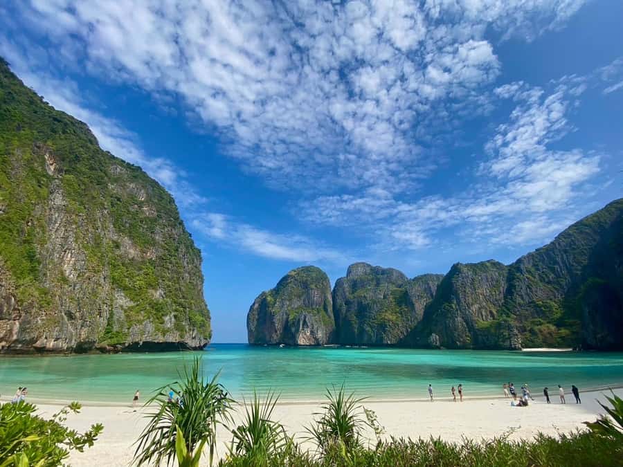 From Krabi: Phi Phi Early Bird & 4 Islands by Speedboat - Pileh Lagoon: swimming in a sheltered emerald-water bowl
