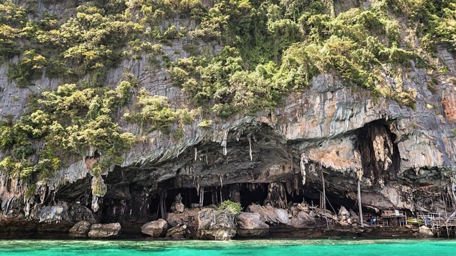 From Krabi: Phi Phi Early Bird & 4 Islands by Speedboat - Secret stop snorkeling, then Bamboo Island beach lunch