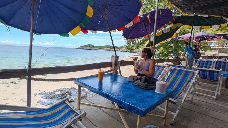 From Pattaya: Day Tour Koh Sichang Island with Tuktuk Tour - Buddha Footprint Views at Mondop Roi Phraphutthabat