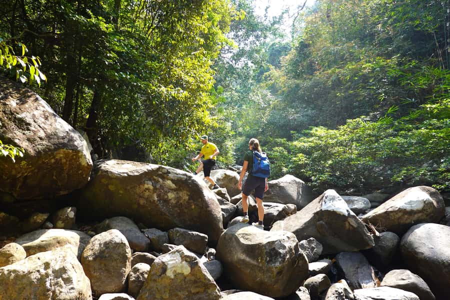 From Pattaya: Rayong Adventure Hike and Kayak Day Trip - Khao Chamao-Khao Wong National Park, 5 km waterfalls with real footing