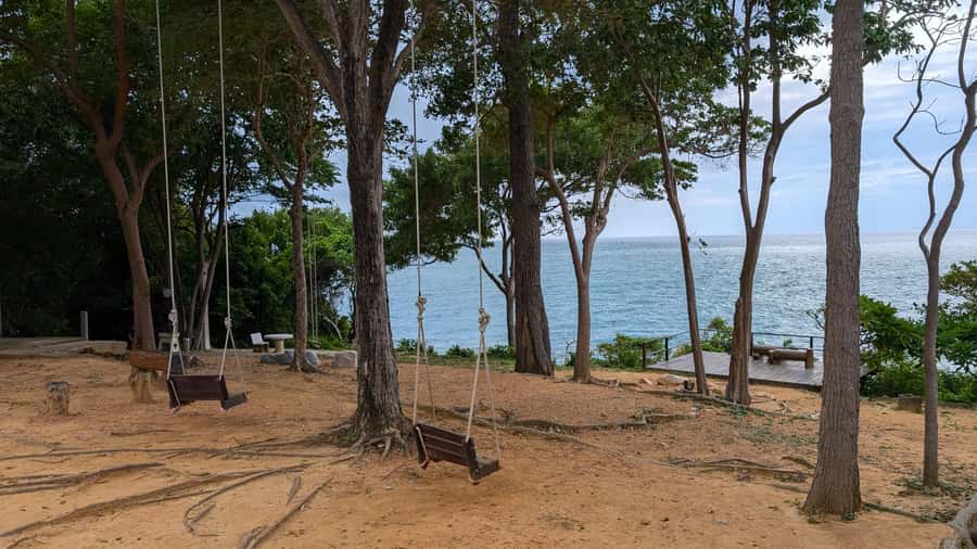 From Pattaya: Self-guided Day Tour to Koh Samet Island - Scooter rental on Koh Samet: worth it, but rent with your eyes open