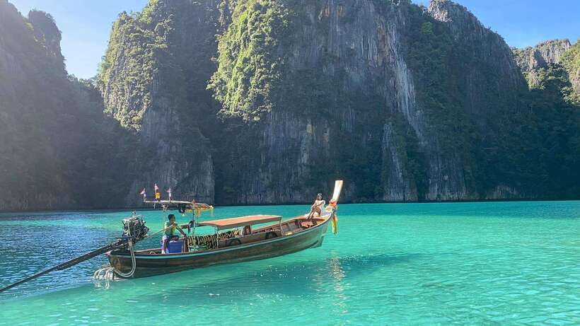 From Phi Phi Island: Exclusive Long Tail Experience - Private long-tail wooden boat, and why you feel it fast