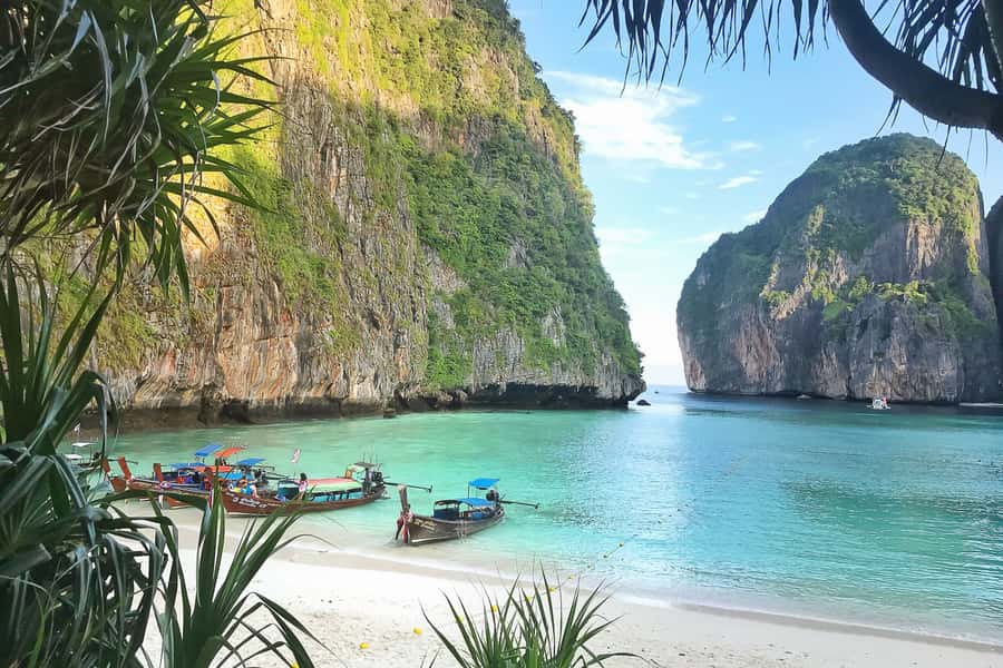 From Phuket Or Khao Lak: Phi Phi Islands Early Bird Tour - Why this early start changes everything on Phi Phi