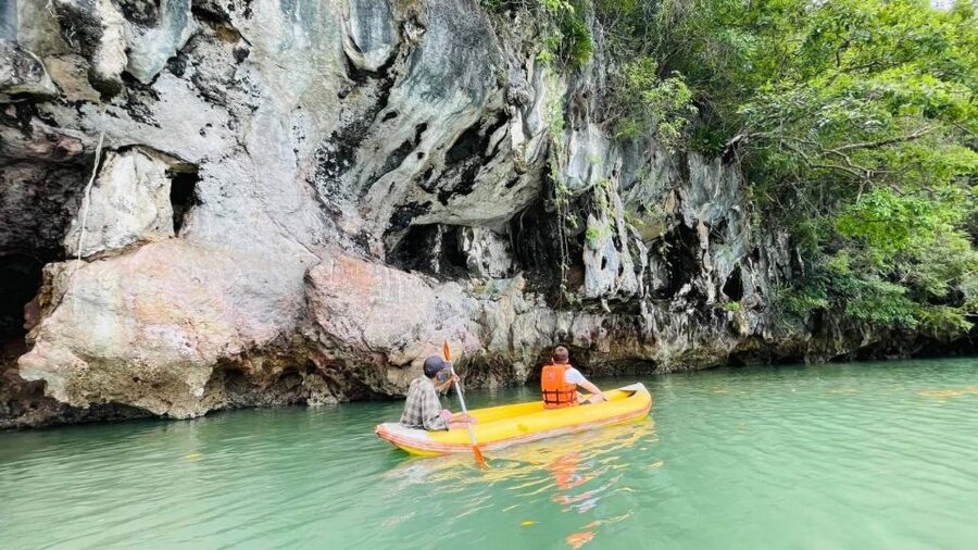 From Phuket: Phang Nga Bay and Canoeing Tour by Big Boat - Lunch in Phang Nga Bay: buffet fuel, not just a break