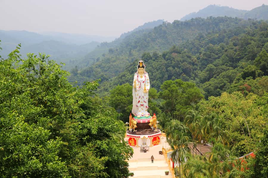 Full-Day Temple Tour Including Dragon Cave from Khao Lak - What to bring and how to dress for cave temples