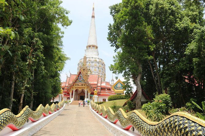Full-Day Temple Tour Including Dragon Cave from Khao Lak - Lunch at a local Thai restaurant: why this meal is a highlight