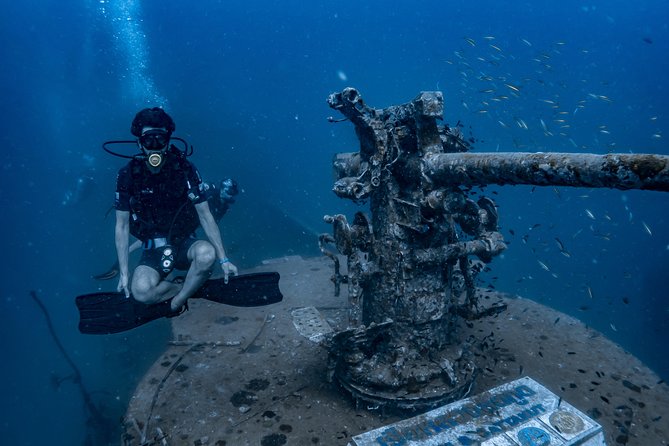 Fun Diving Packages (Certified Divers) - Morning at 7 am: what the first half of your day looks like