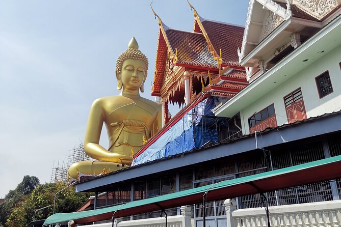 Giant Buddha and Bangkok Local Tour - Khlong Bang Luang Artist House: wooden charm and art people actually make