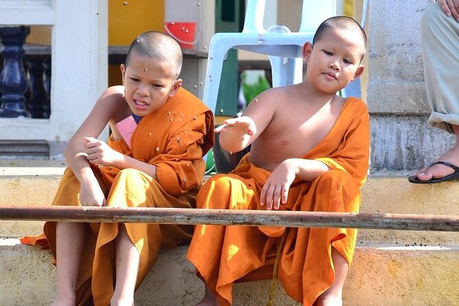 Giant Buddha and Bangkok Local Tour - Who should book this tour, and who might prefer something else