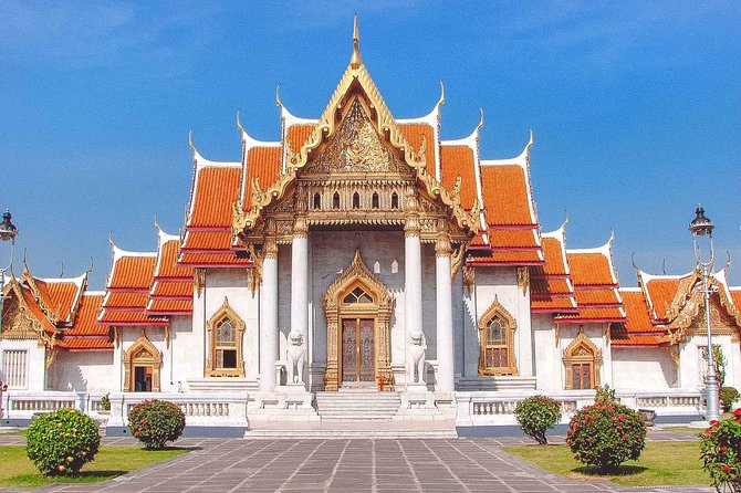 Golden Buddha, Reclining Buddha & Marble Temple Tour - Wat Traimit Golden Buddha: 5.5 tons of solid gold