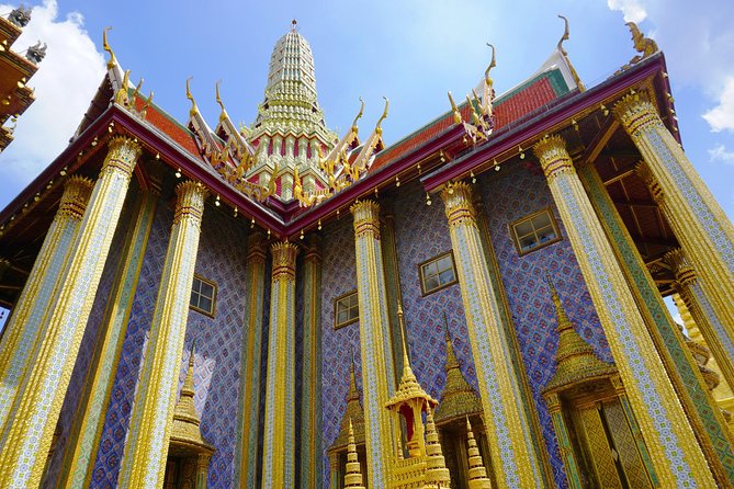Grand Palace Glory and Emerald Buddha : Half-Day Tour in Bangkok - Grand Palace Stop: Rama I’s Court, Walkways, and How to Look