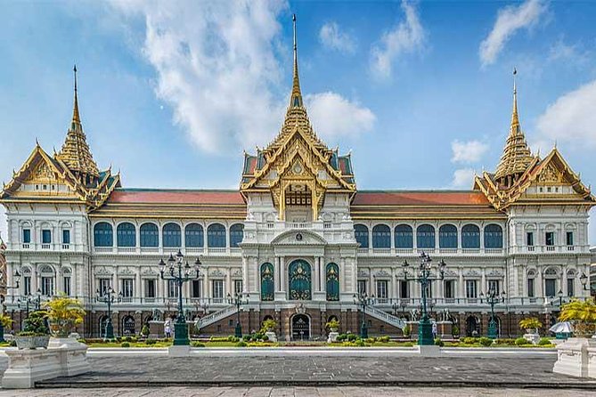 Grand Palace Glory and Emerald Buddha : Half-Day Tour in Bangkok - Pickup, Timing, and Group Size: How Your Day Stays Manageable