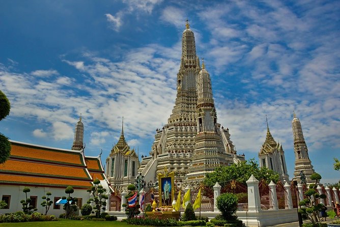 Grand Palace & Temples of Bangkok - Wat Arun on the river: quick, famous, and photogenic