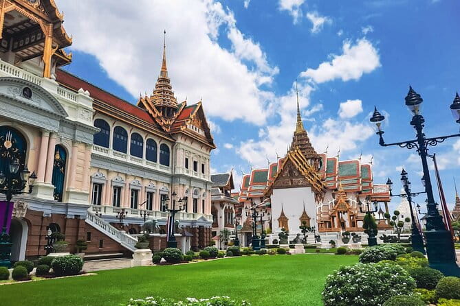 Grand Palace & Wat Phra Kaew Walking Tour with Professional Guide - Heat, Timing, and the 2.5-Hour Pace You Can Handle