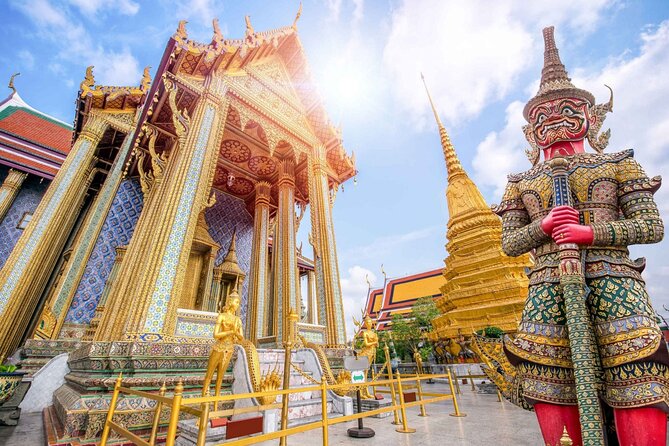 Grand Palace, Wat Phra Kaew, Wat Pho and Wat Arun Walking Tour From Bangkok - What You Actually See: Grand Palace, Emerald Buddha, Reclining Buddha, Wat Arun