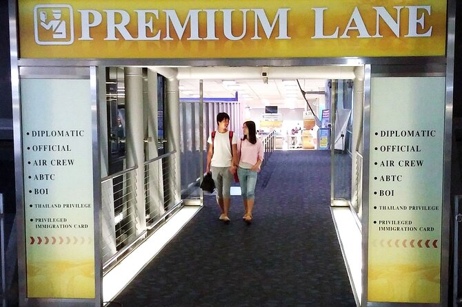 Guided Arrival Fast-Track Service: Bangkok Suvarnabhumi Airport - Small group size: why max 6 usually works better