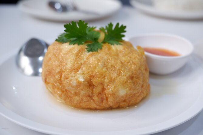 Half Day Bangkok Food and Sightseeing Tour - Krua Apsorn @Dinso: a focused Thai food moment, not just another stop