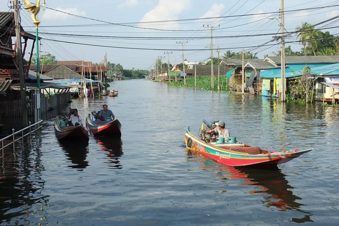 Half-Day Bangkok Off-the-Beaten-Track Tour: Rural Villages and Khlongs - From hotel pickup to the river, the trip starts the easy way