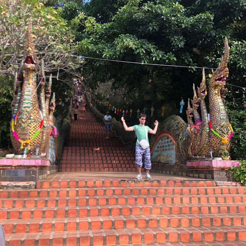 Half Day Morning Wat Pha Lat & Wat Phra That Doi Suthep Tour - Morning logistics in Chiang Mai: pickup time, meeting point, and comfort