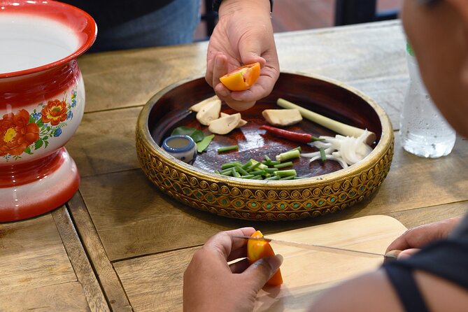 Hands-on Thai Cooking Class & Market Tour in Sukhumvit - House of Taste in Sukhumvit: Location, Setup, and Atmosphere