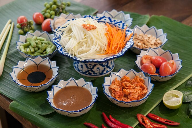 Hands-on Thai Cooking Class & Market Tour in Sukhumvit - Dietary Options and Spice: Get It Right Before You Cook