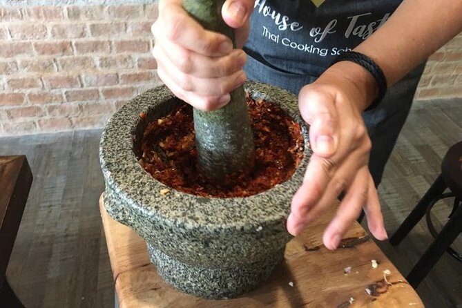 Hands-on Thai Cooking Class & Market Tour in Sukhumvit - Price and Logistics: Is This Good Value at $45.66?