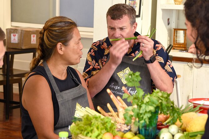 Hands-on Thai Cooking Class & Market Tour in Sukhumvit - Morning Market Tour: Shop for Thai Ingredients Like You Mean It