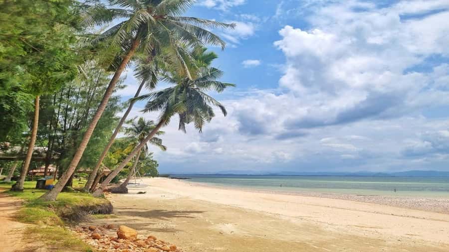 Hua Hin: Koh Talu Snorkeling with Lunch for 2 or More People - Gear, Rules, and Packing List for a Coral-Friendly Trip