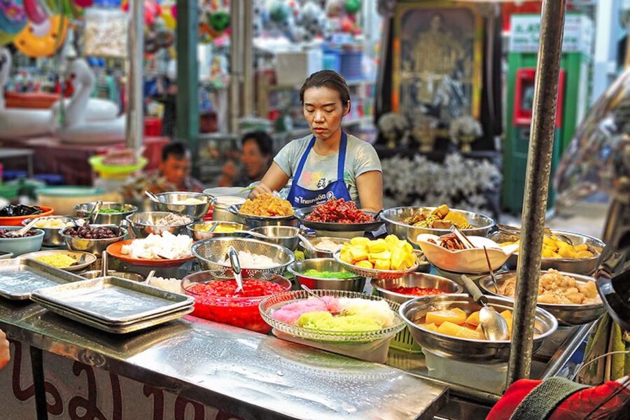 Hua Hin: Local Food Nighttime Guided Tour - Key highlights you will feel right away