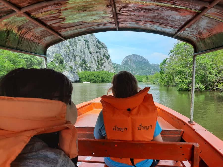 Hua Hin: Maeklong Railway & Amphawa Floating Markets Tour - Who this tour suits best, and who should skip it