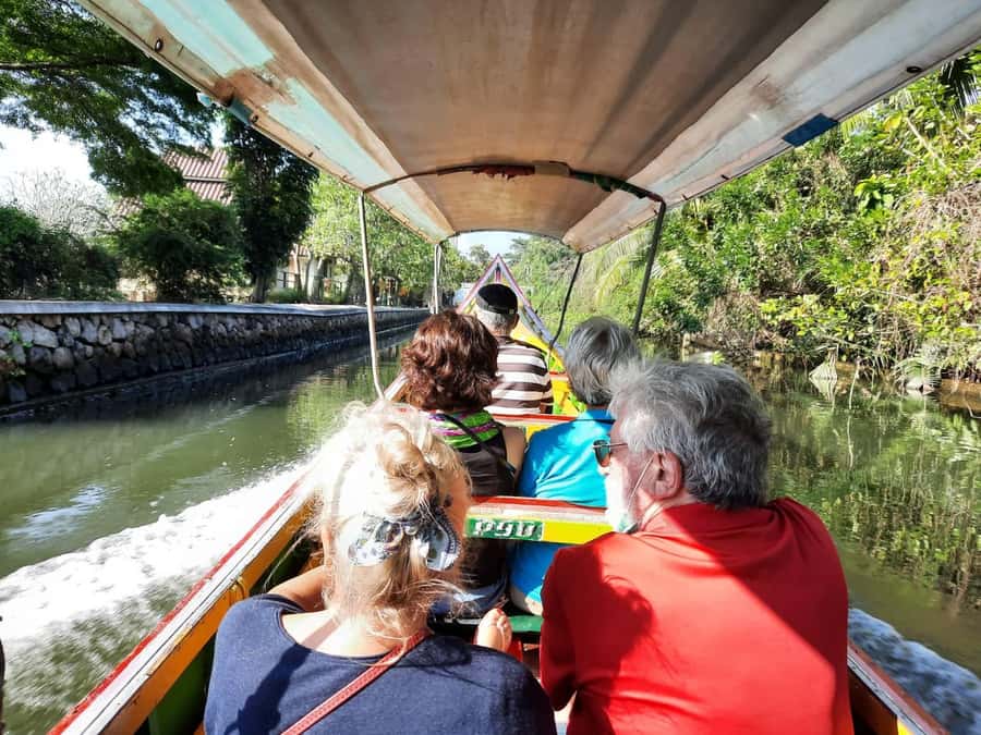 Hua Hin: Maeklong Railway & Amphawa Floating Markets Tour - Amphawa Floating Market, boat ride plus market walking (and sometimes less floating)