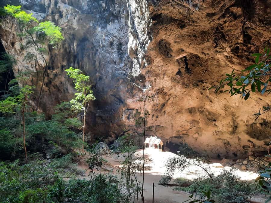 Hua Hin: Sam Roi Yod and Praya Nakhon Cave Group Tour - A quick reality check on this Hua Hin cave day