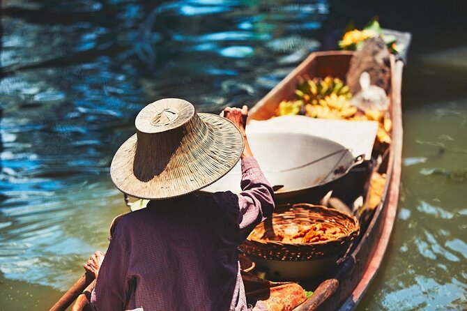 Iconic Markets: Damnoen & Train Market Explore - Bangkok pickup and drop-off, what “free zone” really means